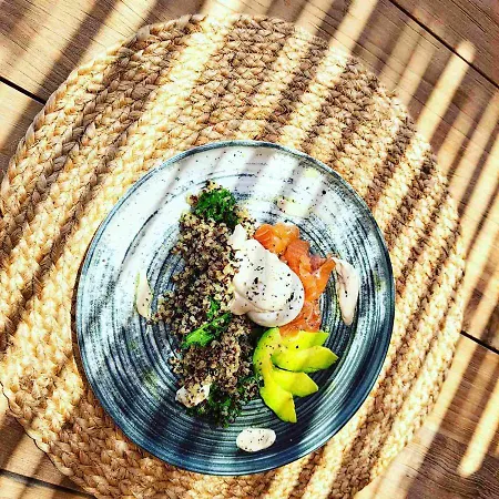 Kosmitis & Apartman Náusza