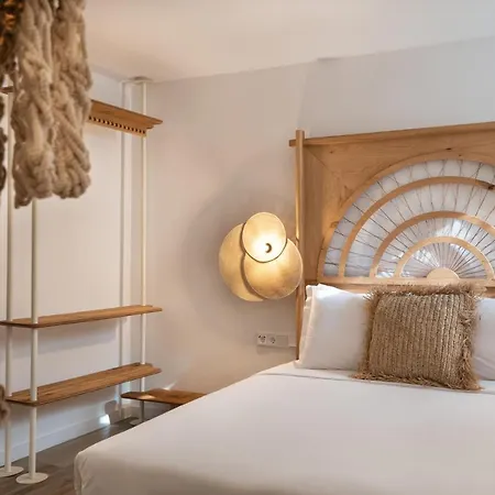 Kosmitis & 아파트