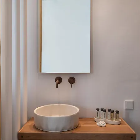 Apartman Kosmitis & *