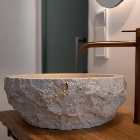 Kosmitis & Apartman *