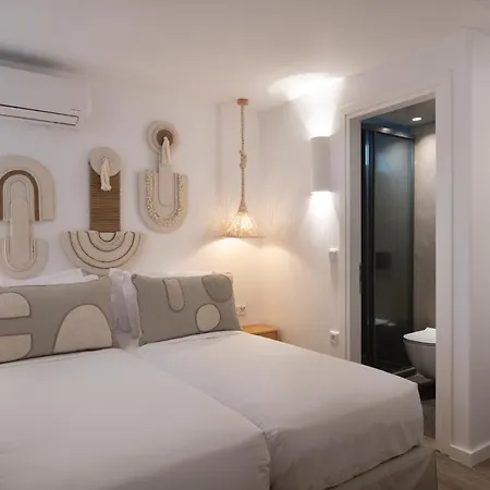 Kosmitis & Apartman *