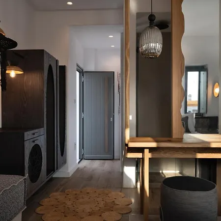 Kosmitis & Apartment *