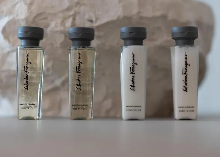 Kosmitis & Apartment Naousa (Paros)