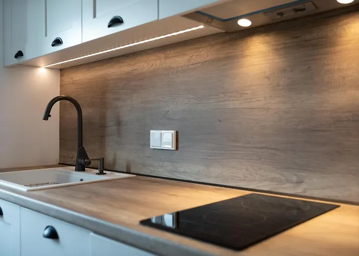 Kosmitis & Apartment